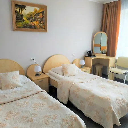 Helena 3* Giżycko